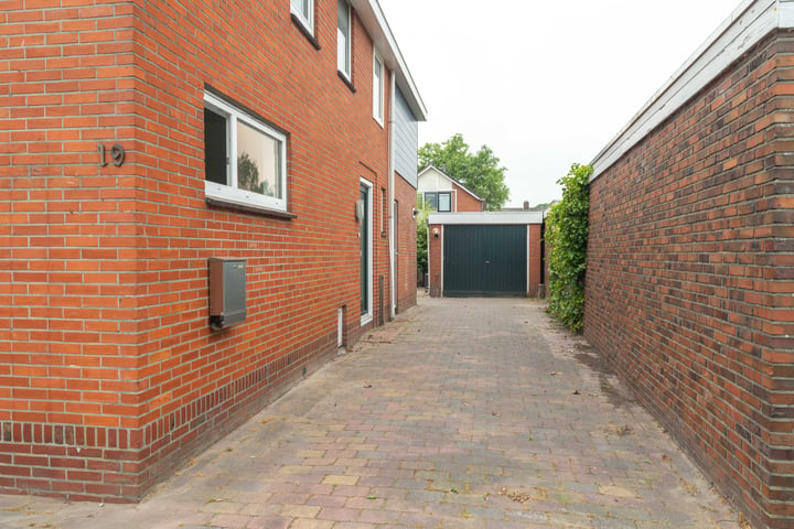 Bekijk foto 10 van Zwanebloemstraat 19