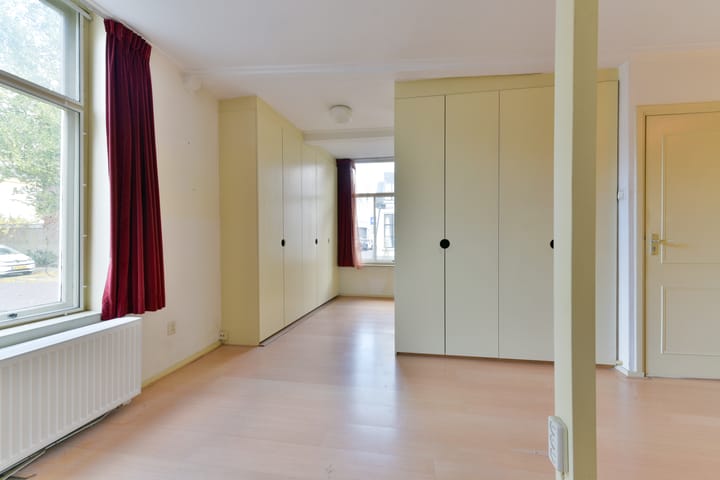 Foto 10 van Predikherenkerkhof 24