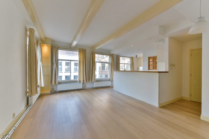 Foto 19 van Predikherenkerkhof 24