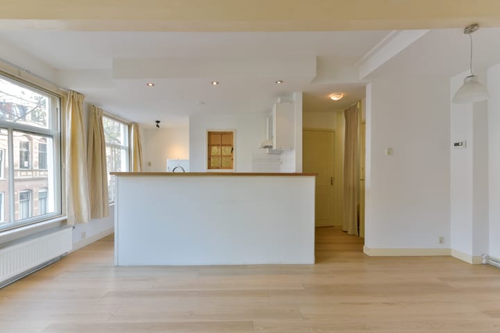 Foto 20 van Predikherenkerkhof 24