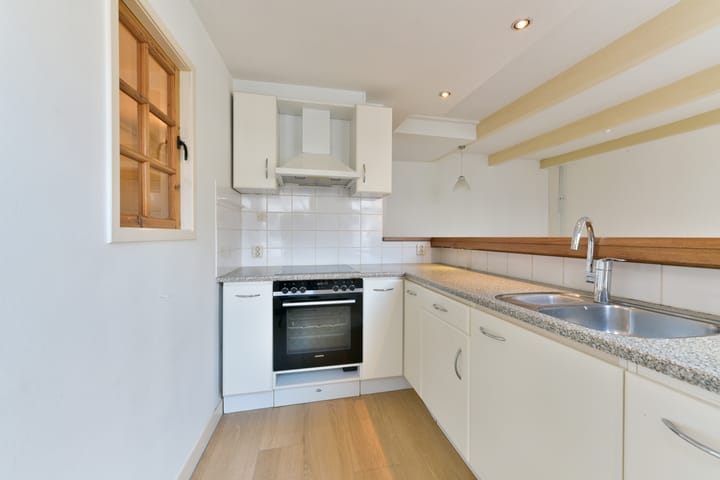 Foto 21 van Predikherenkerkhof 24