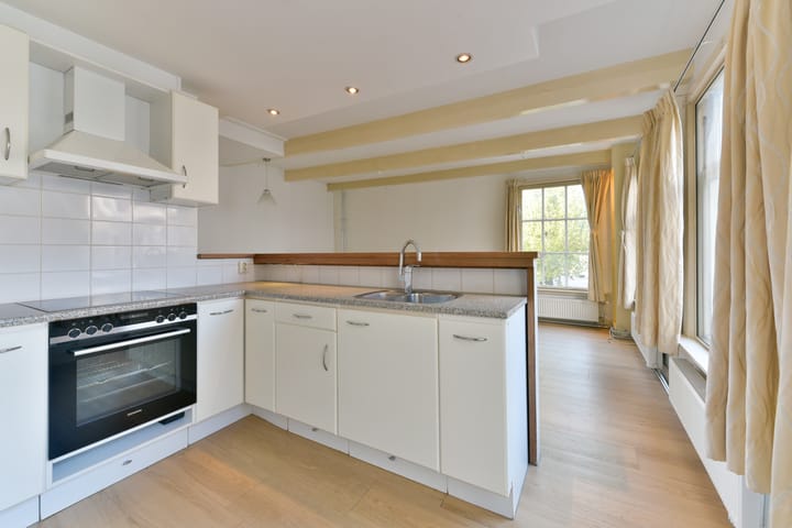 Foto 22 van Predikherenkerkhof 24