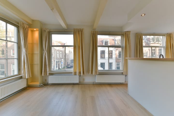 Foto 23 van Predikherenkerkhof 24