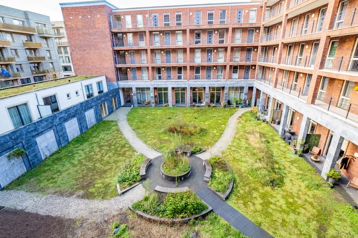 Foto 40 van San Marinostraat 145