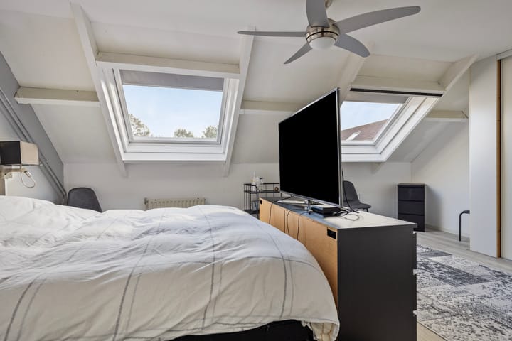 Foto 14 van Moutmolenstraat 8