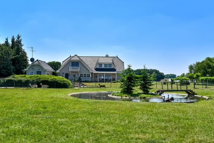 Photo 1 of Dijkstraat 18