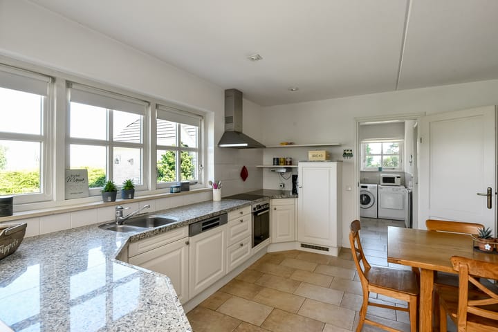 Photo 34 of Dijkstraat 18