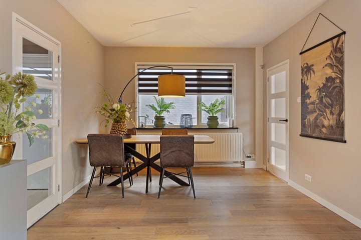 Foto 9 van Eschstraat 3