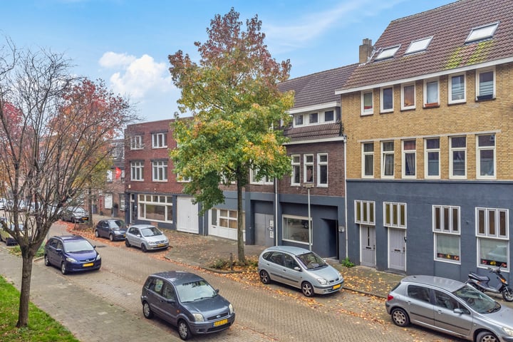 Bekijk foto 1 van Hoofdstraat 187