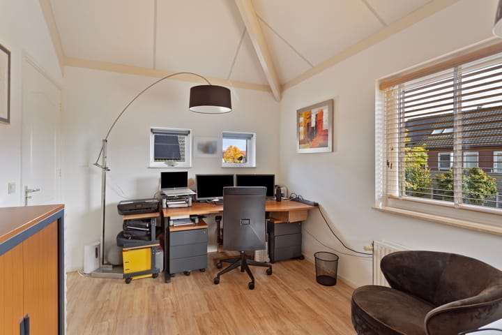 Foto 30 van Valendries 15