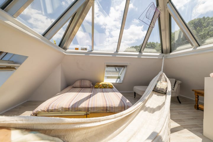 Foto 33 van Victoria Regiastraat 13