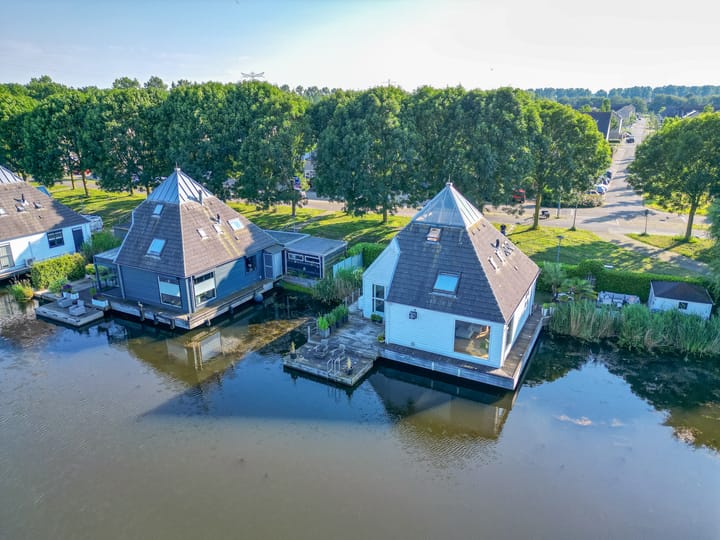 Foto 52 van Victoria Regiastraat 13