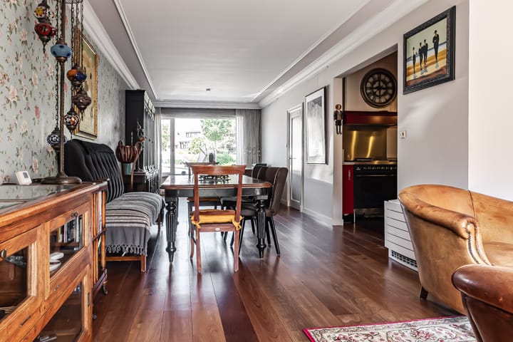 Foto 9 van Linnaeusstraat 30