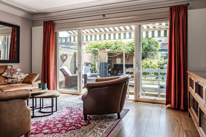 Foto 11 van Linnaeusstraat 30