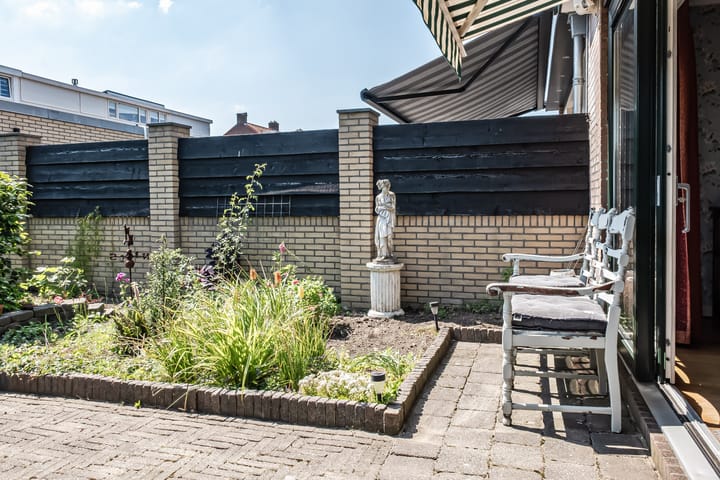 Foto 14 van Linnaeusstraat 30