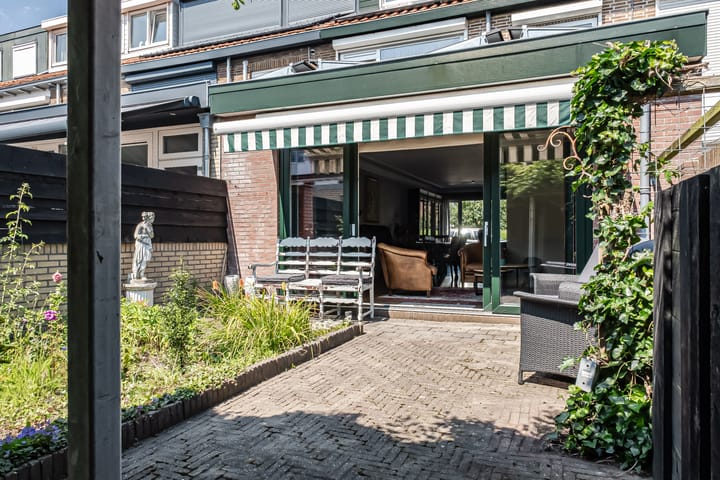 Foto 15 van Linnaeusstraat 30