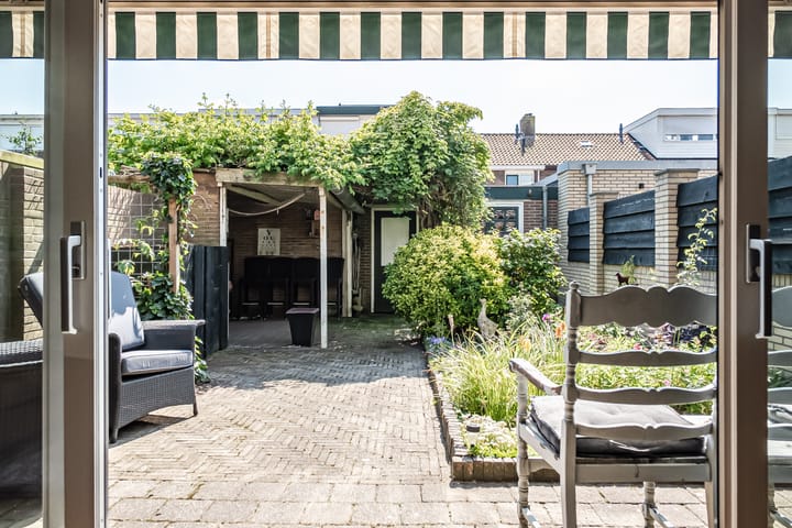 Foto 20 van Linnaeusstraat 30