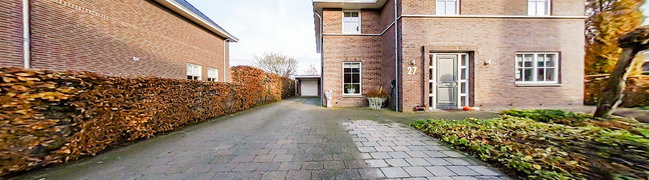 View 360° photo of Voortuin of Rivierduin 27