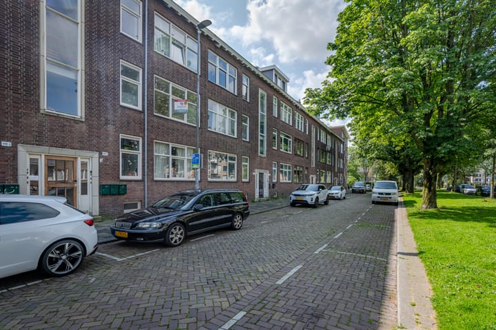 Photo 7 of Goereesestraat 120-B
