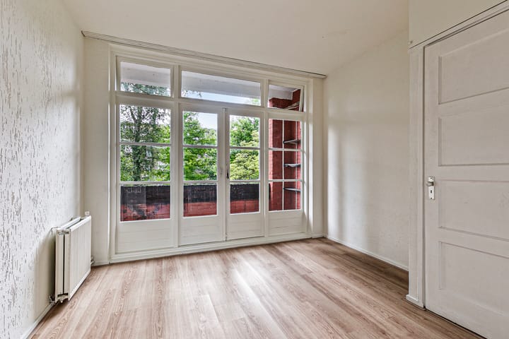 Photo 12 of Goereesestraat 120-B