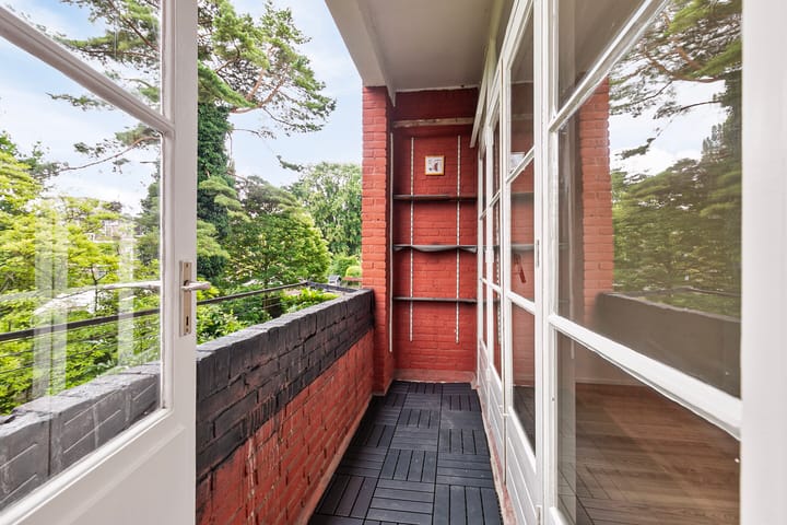 Photo 13 of Goereesestraat 120-B