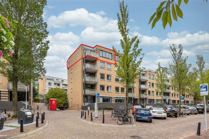 Photo 2 of Arthur van Schendelstraat 35