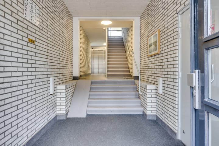 Photo 4 of Arthur van Schendelstraat 35