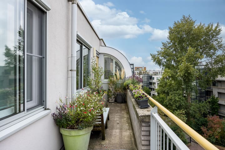 Photo 5 of Arthur van Schendelstraat 35