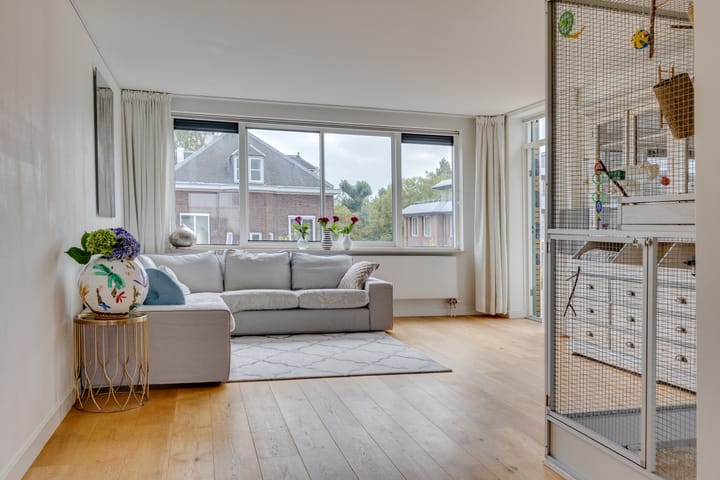 Photo 8 of Arthur van Schendelstraat 35