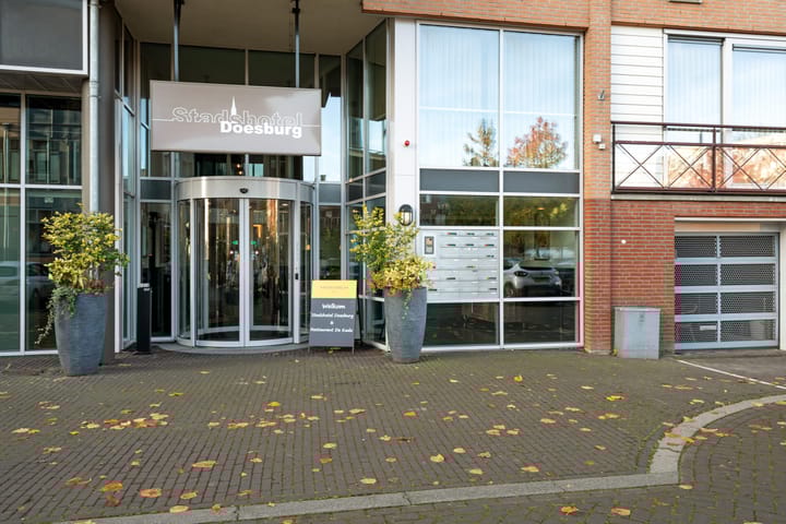 Foto 5 van Contre Escarpe 74