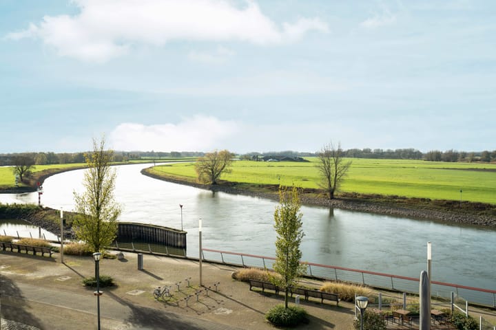 Foto 44 van Contre Escarpe 74