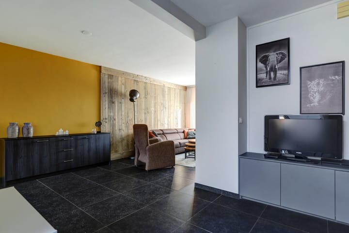 Foto 11 van Past. Esserstraat 21