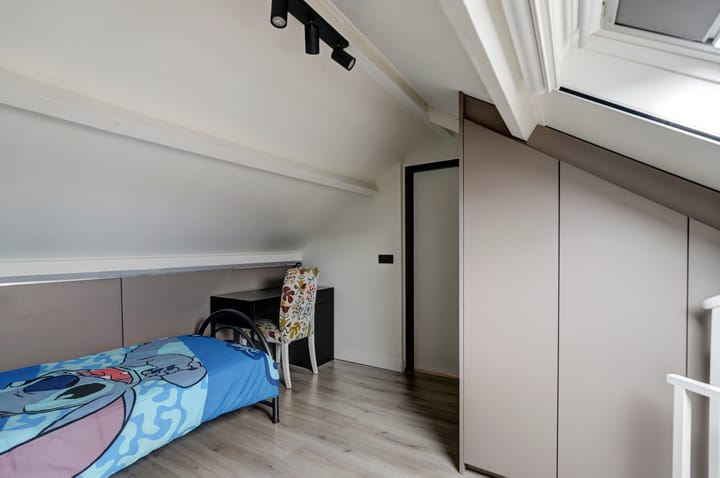 Foto 40 van Past. Esserstraat 21