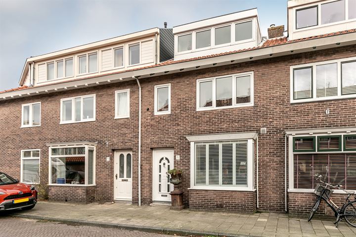 View photo 5 of Van Koetsveldstraat 11