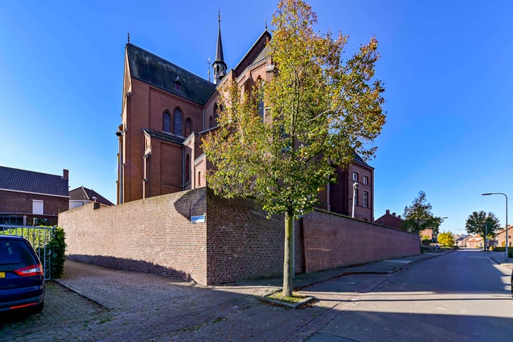 View photo 28 of Engelmanstraat 2-B