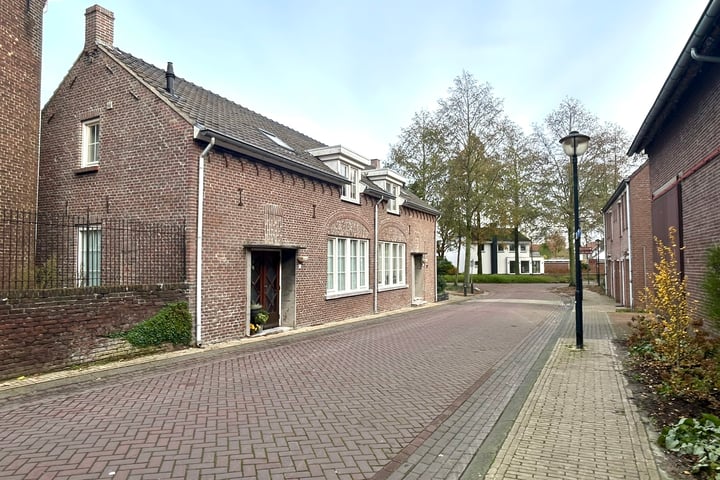 View photo 31 of Engelmanstraat 2-B