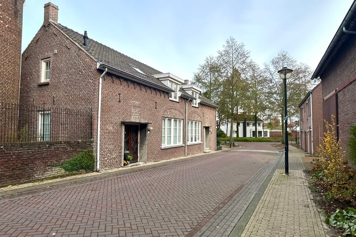 View photo 32 of Engelmanstraat 2-B