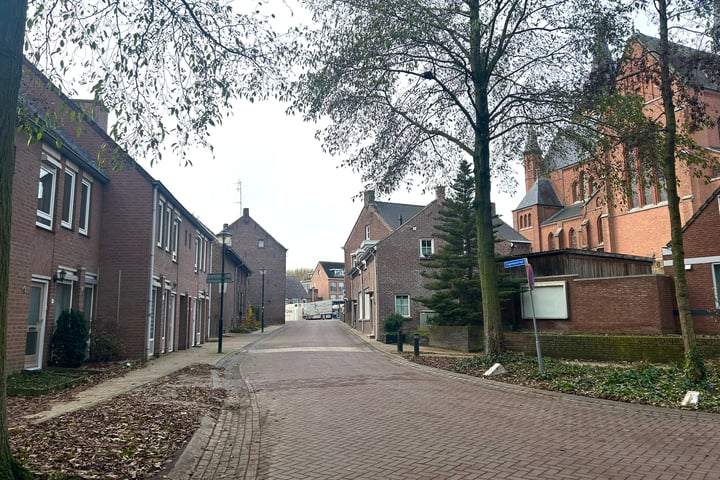 View photo 33 of Engelmanstraat 2-B