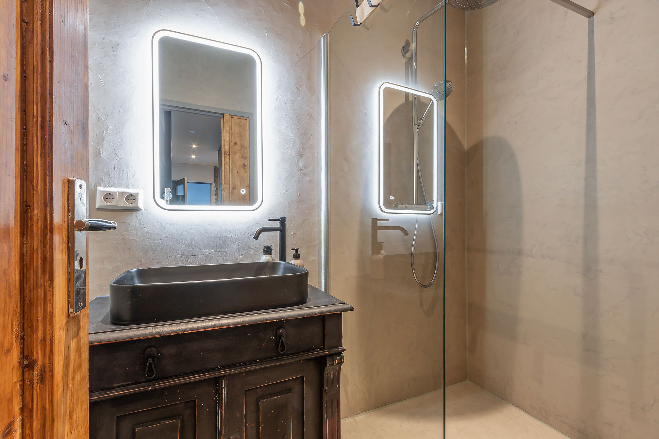 Photo 24 of Bovenstraat 49