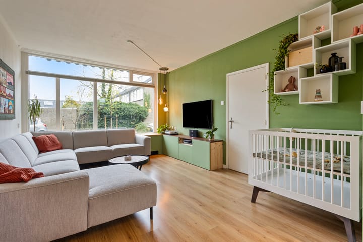 Foto 7 van Van Anrooijstraat 102