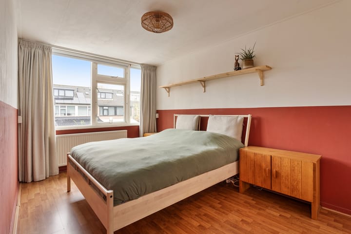 Foto 19 van Van Anrooijstraat 102