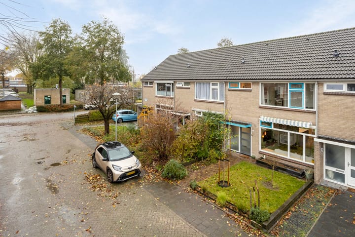 Foto 34 van Van Anrooijstraat 102