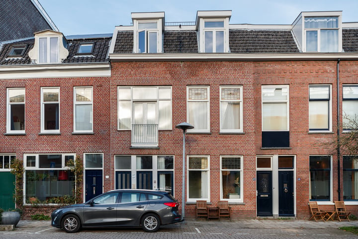 Bekijk foto 1 van Johannes de Bekastraat 43