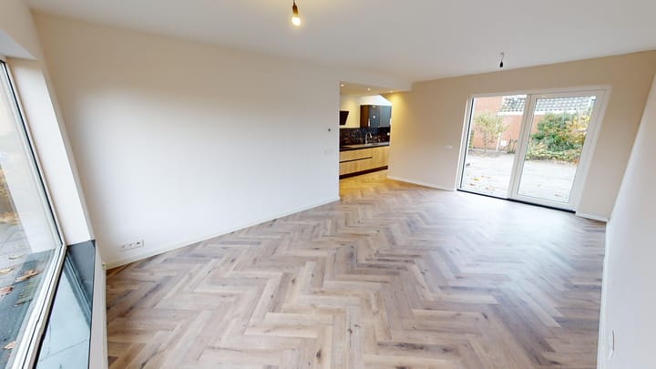 Photo 15 of Pastoor Suidgeeststraat 88