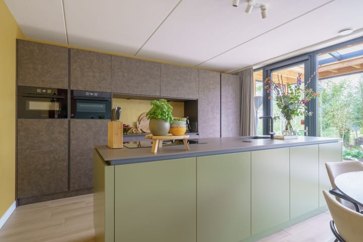 Foto 3 van Baron van Keverbergweg 9