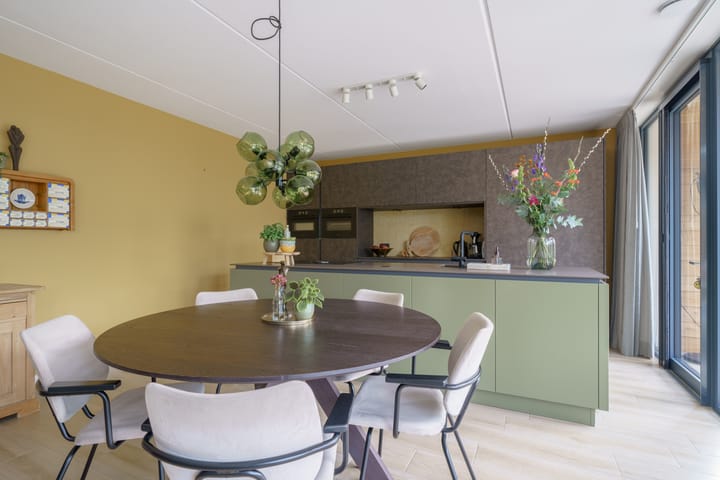 Foto 9 van Baron van Keverbergweg 9