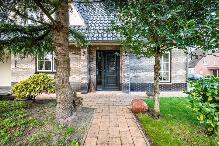 Foto 2 van Magnolialaan 1