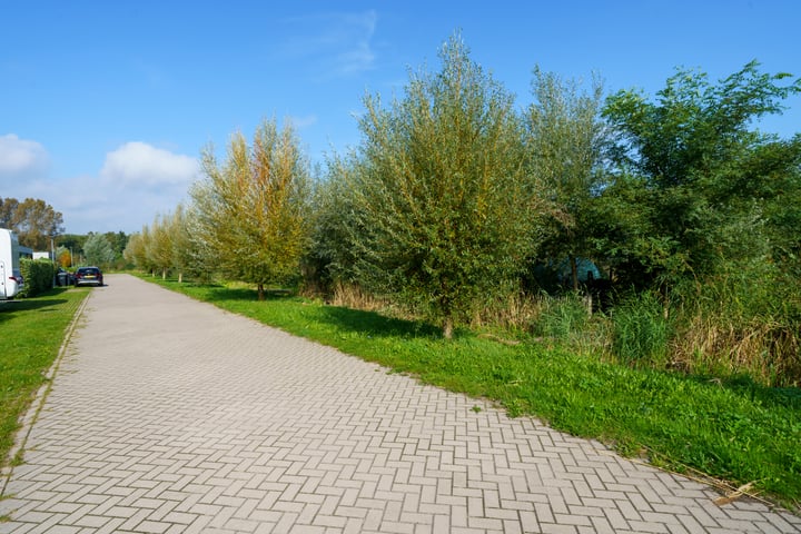 Bekijk foto 65 van Baron van Keverbergweg 9