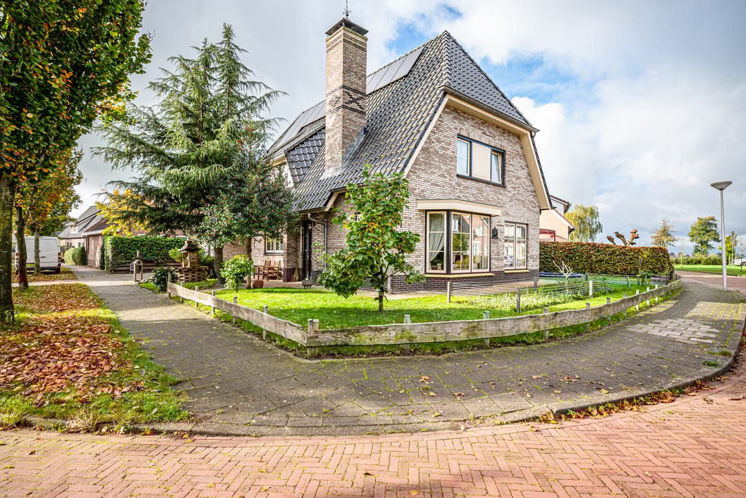 Foto 1 van Magnolialaan 1