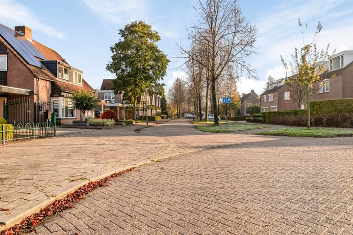 Foto 11 van Wetering 28